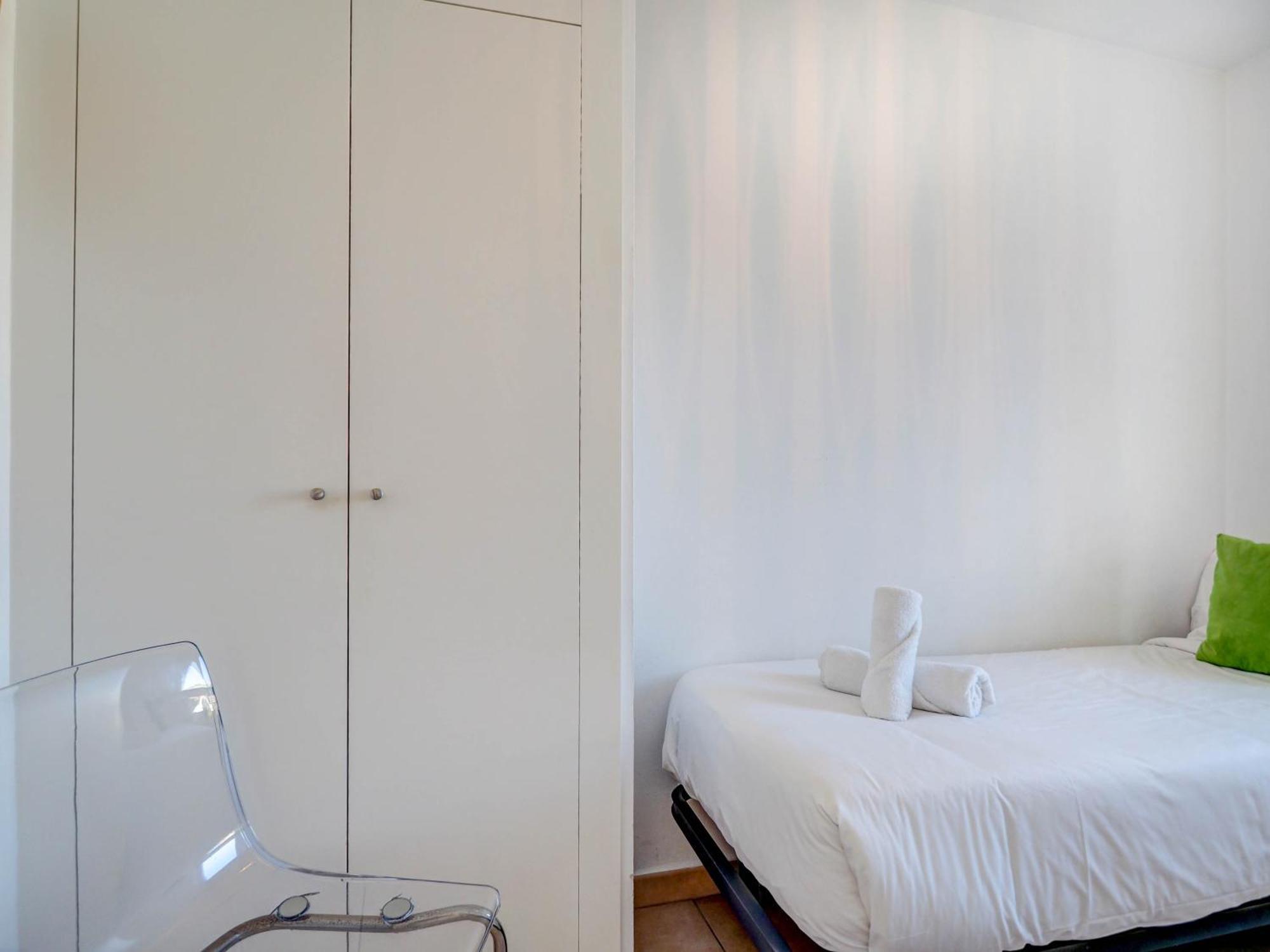 Balmins White By Hello Homes Сиджес Экстерьер фото