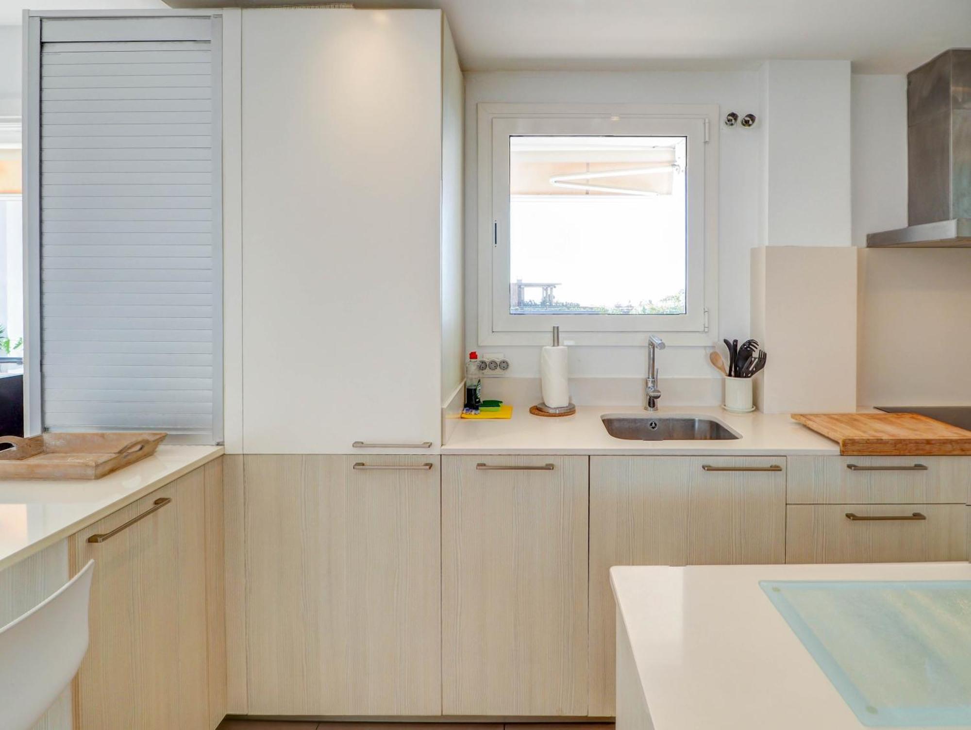 Balmins White By Hello Homes Сиджес Экстерьер фото